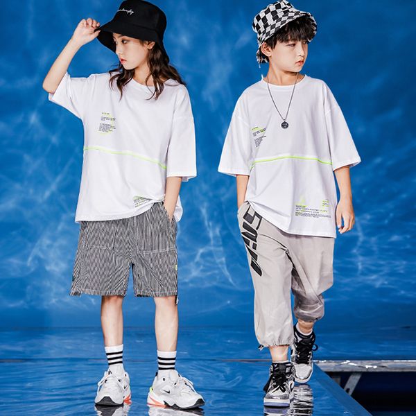 new children's hip hop clothing modern fashion show suit boys short-sleeved summer girls jazz costumes street dance wear dn6308, Black;red
new children's hip hop clothing modern fashion show suit boys short-sleeved summer girls jazz costumes street dance wear dn6308, Black;red