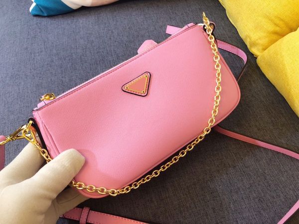 designer handbags brand purse famous handbag ladies letters fashion street essential wallat
designer handbags brand purse famous handbag ladies letters fashion street essential wallat