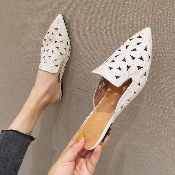 flowers sewing cut-out closed toe mules slippers women slip on flats slides outwear trendy pointed toe sandals women big size 41, Black
flowers sewing cut-out closed toe mules slippers women slip on flats slides outwear trendy pointed toe sandals women big size 41, Black