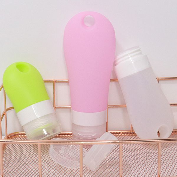 silicone 38ml 60ml 90ml reusable portable mini size alcohol bottle small size travel hand sanitizer bottle with keychain hole wholesale
silicone 38ml 60ml 90ml reusable portable mini size alcohol bottle small size travel hand sanitizer bottle with keychain hole wholesale