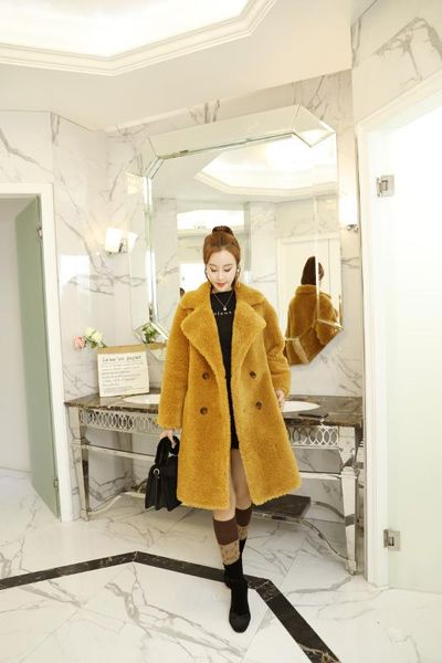 2020 women clothing winter outerwear real coats new sheep-shorn wool coat girls long paragraph particles fur fur coat 1022, Black
2020 women clothing winter outerwear real coats new sheep-shorn wool coat girls long paragraph particles fur fur coat 1022, Black