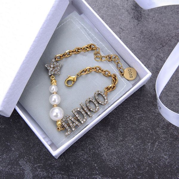 d star pearl letter diamond bracelet internet celebrity anchor star same necklace, Golden;silver
d star pearl letter diamond bracelet internet celebrity anchor star same necklace, Golden;silver