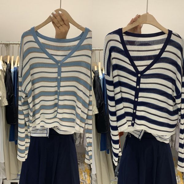 korean 2020 early autumn women's clothing coat sweater korean v-neck slimming striped thin long sleeve ice silk sweater cardigan coat 9, White;black
korean 2020 early autumn women's clothing coat sweater korean v-neck slimming striped thin long sleeve ice silk sweater cardigan coat 9, White;black