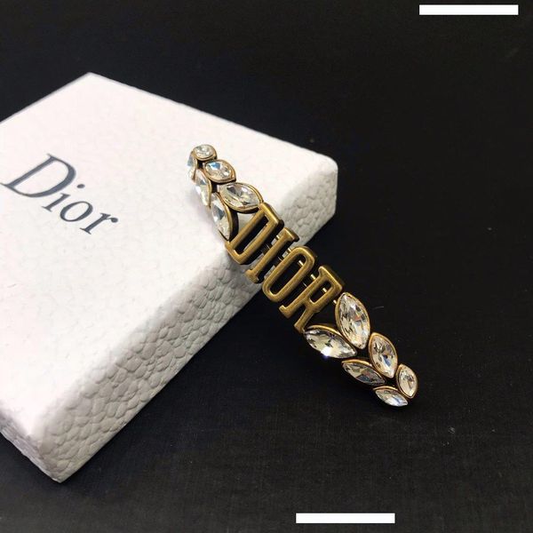 new item classic letter design brooches layers crystal corsage silver tone luxury brooch lapel pins women mental pin brooch jewelry, Gray
new item classic letter design brooches layers crystal corsage silver tone luxury brooch lapel pins women mental pin brooch jewelry, Gray