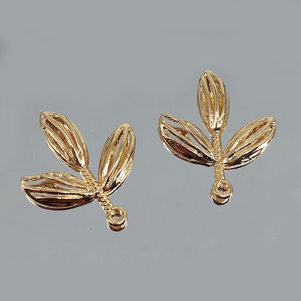 4pcs/lot copper alloy leaf gold plated metal flower beadwork craft charm hollow pendant charm for jewelry making earring making, Bronze;silver
4pcs/lot copper alloy leaf gold plated metal flower beadwork craft charm hollow pendant charm for jewelry making earring making, Bronze;silver