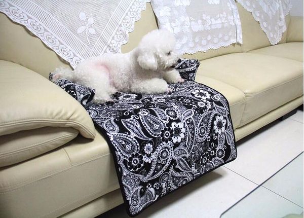2020 multi-function soft folding pet dog cat mat anti-slip backing material bench seat cover high-end sofa protector dog bed pad
2020 multi-function soft folding pet dog cat mat anti-slip backing material bench seat cover high-end sofa protector dog bed pad
