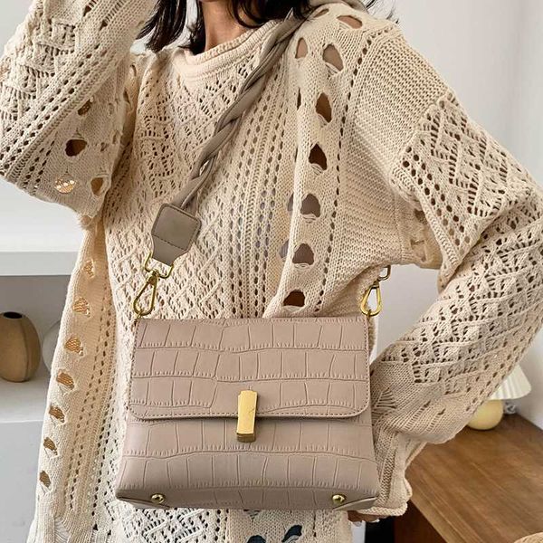 luxury women pu leather shoulder bag crossbody bags for women fashion designer ladies small handbags messenger bags
luxury women pu leather shoulder bag crossbody bags for women fashion designer ladies small handbags messenger bags