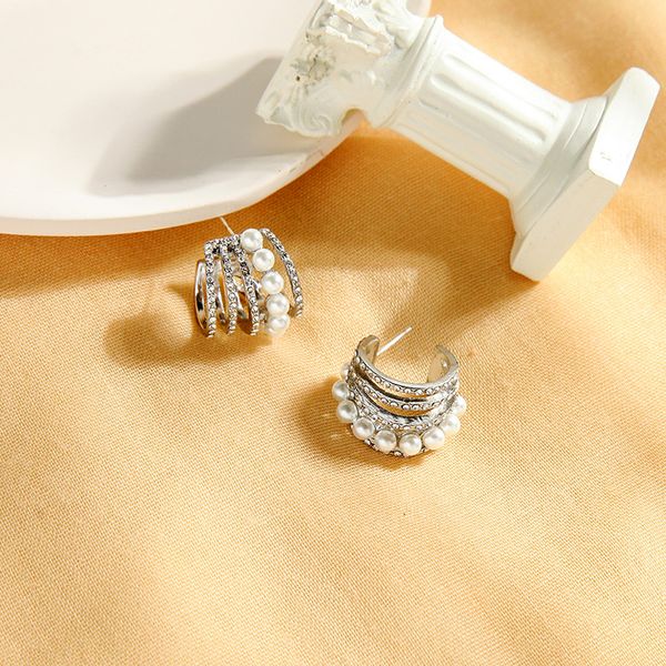 balanbiu unique acrylic pearl stud earrings for women shiny crystal silver color alloy earrings new fashion jewelry accessories, Golden;silver
balanbiu unique acrylic pearl stud earrings for women shiny crystal silver color alloy earrings new fashion jewelry accessories, Golden;silver