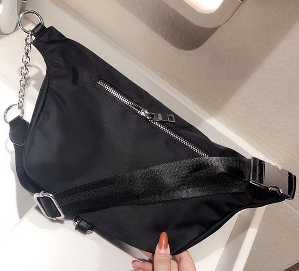 2020 new shoulder bag leather leather fashion casual bucket bag women straw handbag crossbody bag, Blue;gray
2020 new shoulder bag leather leather fashion casual bucket bag women straw handbag crossbody bag, Blue;gray