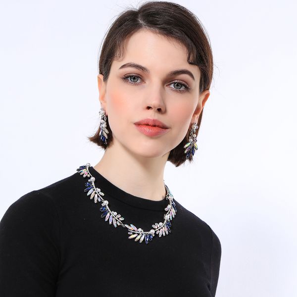 chains trendy silver color short necklace acrylic pearls glass dazzling pendants 2021 fashion jewelry accessories
chains trendy silver color short necklace acrylic pearls glass dazzling pendants 2021 fashion jewelry accessories