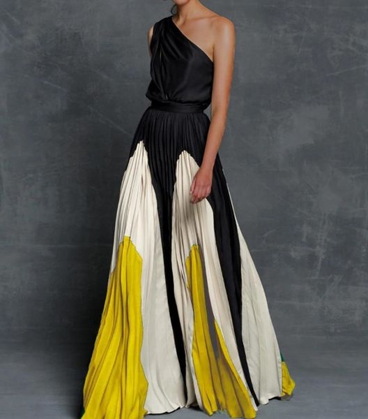 dress fashion females clothing plus size women designer pleated dresses one shoulder sleeveless natural color casual, Black;gray
dress fashion females clothing plus size women designer pleated dresses one shoulder sleeveless natural color casual, Black;gray