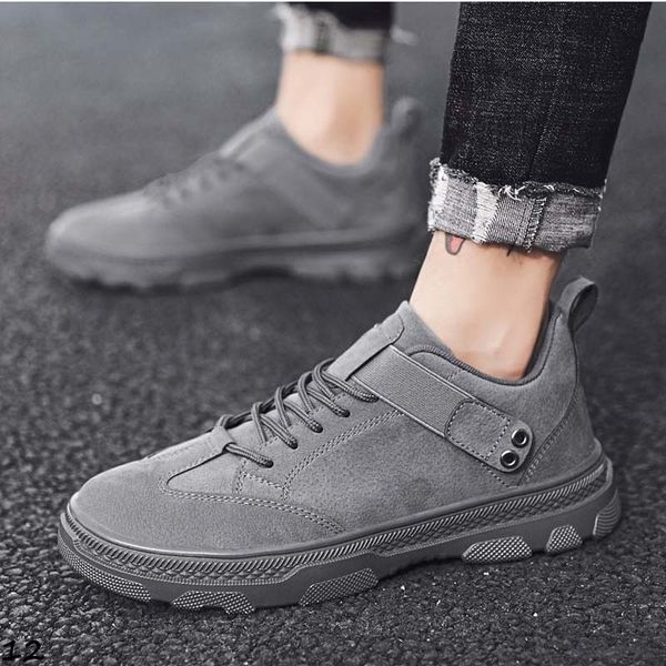 with socks black brown gray men casual shoe mens trainers outdoor fashion sports sneakers breathable jogging running shoes eur 39-44, White;red
with socks black brown gray men casual shoe mens trainers outdoor fashion sports sneakers breathable jogging running shoes eur 39-44, White;red