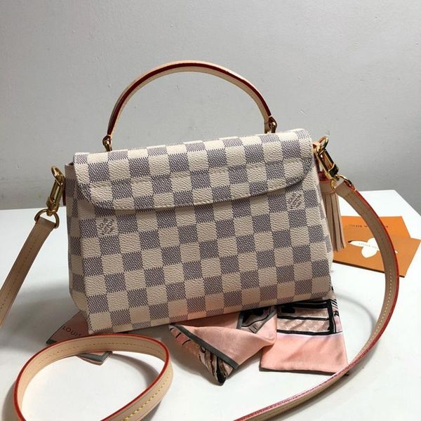 2021s new luxury design ladies handbag shoulder dinner party bag wild fashion leather fabric metal tassel lady crossbody bag n
2021s new luxury design ladies handbag shoulder dinner party bag wild fashion leather fabric metal tassel lady crossbody bag n