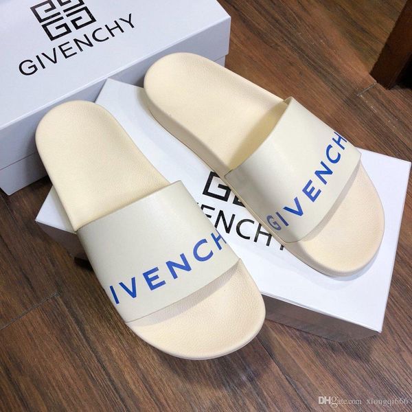 summer luxury designer summer men's fashion slippers, home comfortable casual slippers, high-quality men's shoesas, Red;white
summer luxury designer summer men's fashion slippers, home comfortable casual slippers, high-quality men's shoesas, Red;white