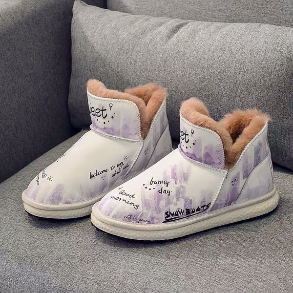 european winter new original graffiti woman snow boots fur integrated short tube bread shoes, Black
european winter new original graffiti woman snow boots fur integrated short tube bread shoes, Black