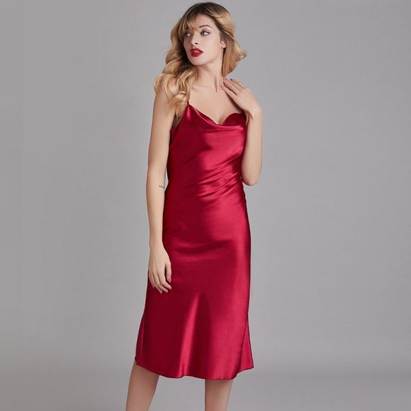 women's sleepwear female ice silk nightwear women summer spaghetti strap elegant plus size homewear mid length sleepdress, Black;red
women's sleepwear female ice silk nightwear women summer spaghetti strap elegant plus size homewear mid length sleepdress, Black;red