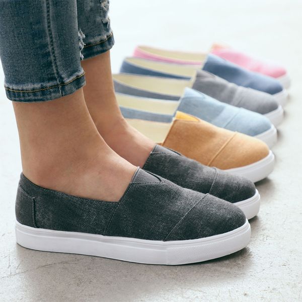 women flat shoes autumn casual sneakers woman comfort loafers slip on women's plus size platform ladies fashion female sale, Black
women flat shoes autumn casual sneakers woman comfort loafers slip on women's plus size platform ladies fashion female sale, Black