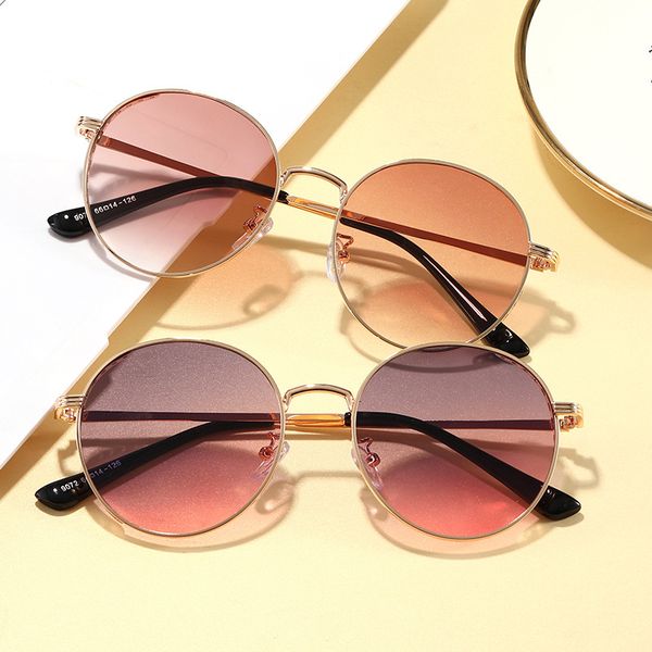 2020 new products men's gray black frame retro round frame sunglasses ladies fashion colorful universal
2020 new products men's gray black frame retro round frame sunglasses ladies fashion colorful universal
