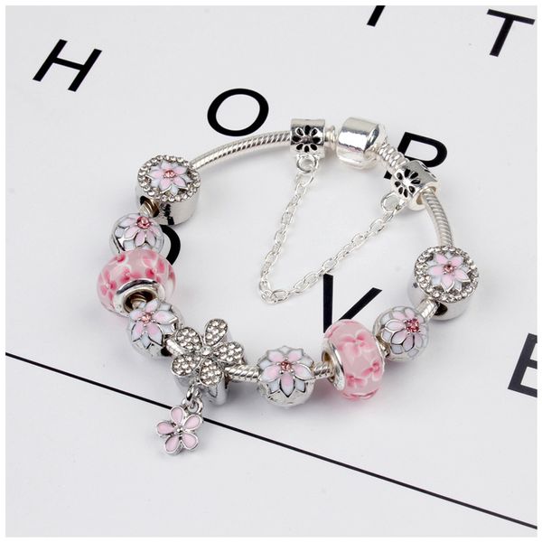 european and american fresh small daisy bracelet pink daisy snake bone chain bracelet176, Black
european and american fresh small daisy bracelet pink daisy snake bone chain bracelet176, Black