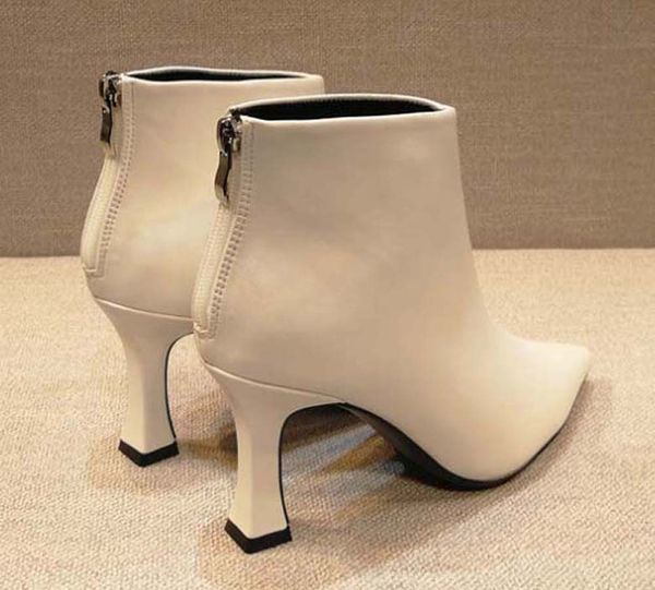 fashion leather star women shoes woman leather short autumn winter ankle fashion brand women boots 01 p34, Black
fashion leather star women shoes woman leather short autumn winter ankle fashion brand women boots 01 p34, Black