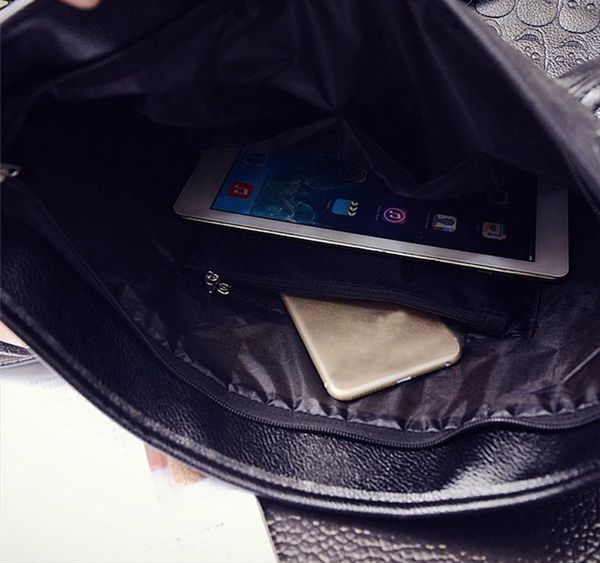 women shoulder bag fashion handbag skull embossing leather ladies shoulder bag large tote purse women handbag01
women shoulder bag fashion handbag skull embossing leather ladies shoulder bag large tote purse women handbag01