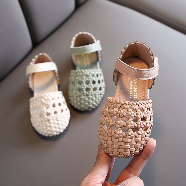 sandals girls baotou fashion children 2021 woven hollow princess shoes baby little kids, Black;red
sandals girls baotou fashion children 2021 woven hollow princess shoes baby little kids, Black;red