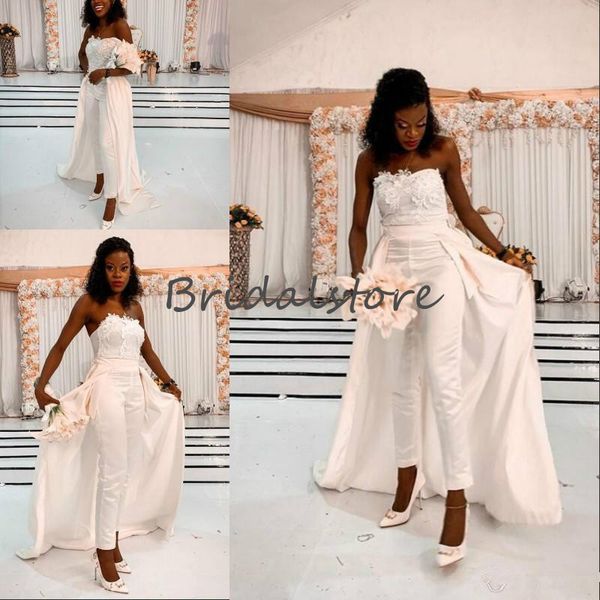 горячие trend комбинезон свадебные платья с поезд sexy бретелек шелковый атлас african свадебное платье pant suit страна свадебные платья ос, White
горячие trend комбинезон свадебные платья с поезд sexy бретелек шелковый атлас african свадебное платье pant suit страна свадебные платья ос, White