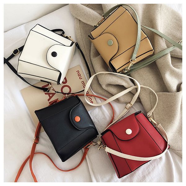 bucket bag woman package 2020 tide split joint square package limit western style hundred take the hand oblique mention
bucket bag woman package 2020 tide split joint square package limit western style hundred take the hand oblique mention
