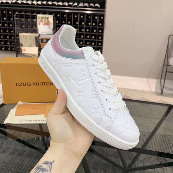 20 новый конструктор мужская повседневная обувь fashion party кроссовки loui спортивная обувь кроссовки eur 38-44cb
20 новый конструктор мужская повседневная обувь fashion party кроссовки loui спортивная обувь кроссовки eur 38-44cb
