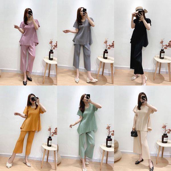 sanzhai fashion skirt pleated skirt suit 2020 summer new pleated irregular solid color two-piece suit slimming western style women 7mtzt 7mt, Gray
sanzhai fashion skirt pleated skirt suit 2020 summer new pleated irregular solid color two-piece suit slimming western style women 7mtzt 7mt, Gray