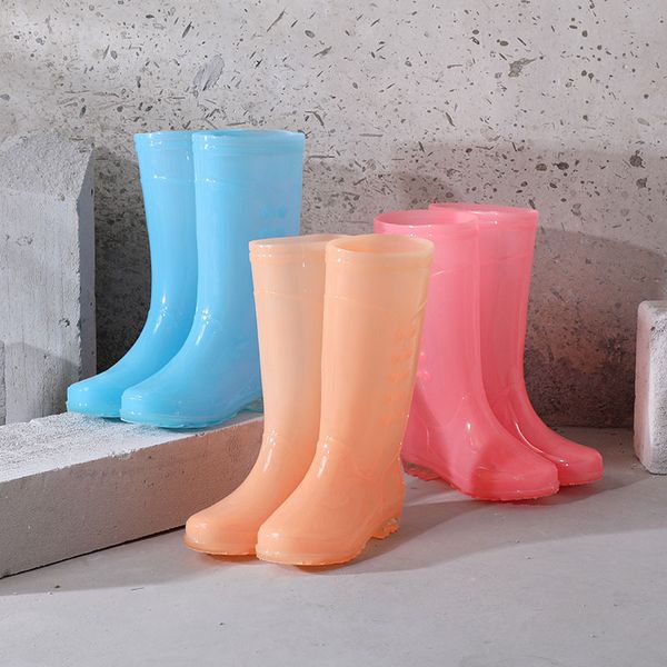 women mid-calf rain boot ladies waterproof rubber knee high boots outdoor shoes female winter fur warm rain boots 6, Black
women mid-calf rain boot ladies waterproof rubber knee high boots outdoor shoes female winter fur warm rain boots 6, Black