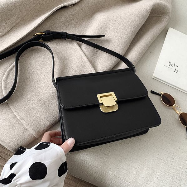 2020 spring and summer new european and american fashion lock handbag shoulder shoulder bag casual pu small square bag
2020 spring and summer new european and american fashion lock handbag shoulder shoulder bag casual pu small square bag