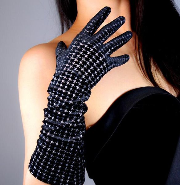 women' elegant elastic plaid velvet long gloves female black color pleuche party driving glove 40cm r2326, Blue;gray
women' elegant elastic plaid velvet long gloves female black color pleuche party driving glove 40cm r2326, Blue;gray