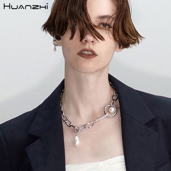 huanzhi 2020 new punk trendy silver colour choker imitation pearl pendant thick hollow chain necklace for women party jewelry, Golden;silver
huanzhi 2020 new punk trendy silver colour choker imitation pearl pendant thick hollow chain necklace for women party jewelry, Golden;silver