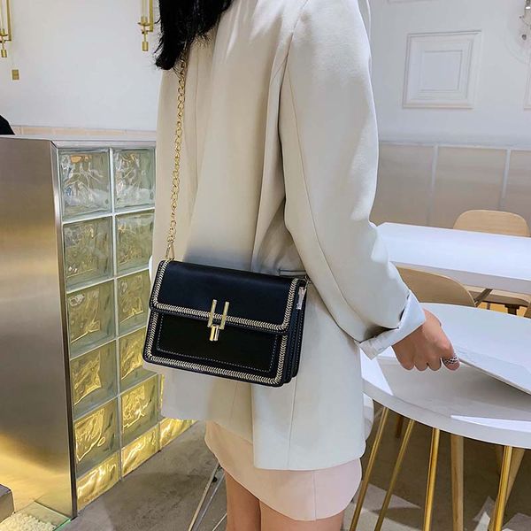 fashion crossbody bags for women 2020 new chain flap ladies purses female luxury handbags women bags designer mini shoulder 
fashion crossbody bags for women 2020 new chain flap ladies purses female luxury handbags women bags designer mini shoulder