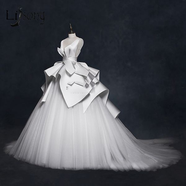 vintage 2018 wedding dresses ruffles ruched elegant bridal gowns v-neck backless high end wedding gowns vestido de noiva, Blue;red
vintage 2018 wedding dresses ruffles ruched elegant bridal gowns v-neck backless high end wedding gowns vestido de noiva, Blue;red