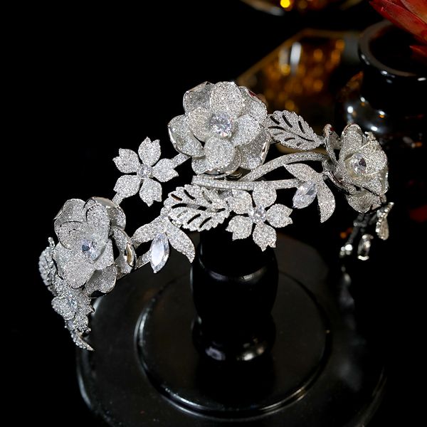 dubai luxury wedding hair accessories three-dimensional flower headbands for brides, wedding crown headband tiaras and crowns, Silver
dubai luxury wedding hair accessories three-dimensional flower headbands for brides, wedding crown headband tiaras and crowns, Silver