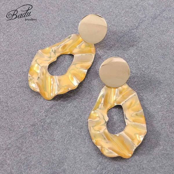 badu big metal мотаться серьги для женщин gold charm punk gothic vintage поверхностный нерегулярное luxury серьги партия ювелирных изделий п, Silver
badu big metal мотаться серьги для женщин gold charm punk gothic vintage поверхностный нерегулярное luxury серьги партия ювелирных изделий п, Silver