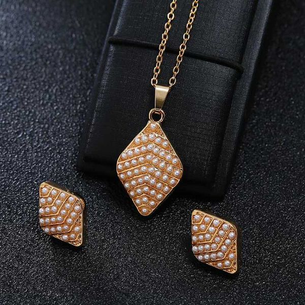 classic geometric pearl beading jewelry sets for women vintage party stud earrings and pendant necklace for gifts, Silver
classic geometric pearl beading jewelry sets for women vintage party stud earrings and pendant necklace for gifts, Silver