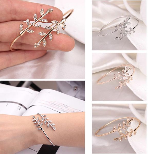3 colors leaf shape bracelet bangle elegant anti allergy hand chain fashion gifts simple adjustable, Black
3 colors leaf shape bracelet bangle elegant anti allergy hand chain fashion gifts simple adjustable, Black