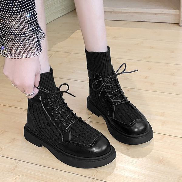 women casual shoes ankle boots ladies lace up square heel female black solid soft pu leather lazy convinient shoes new fashion
women casual shoes ankle boots ladies lace up square heel female black solid soft pu leather lazy convinient shoes new fashion
