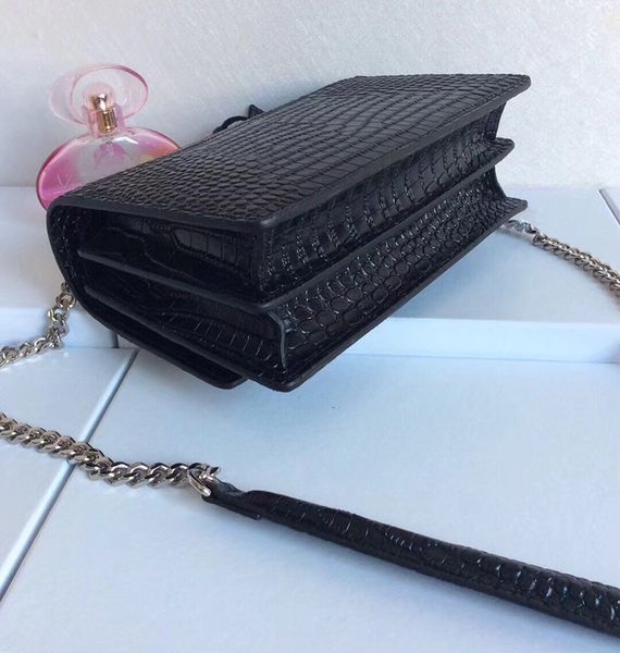 designer -pattern handbag crossbody bag silver chain genuine leather handbags metal chain women shoulder bags
designer -pattern handbag crossbody bag silver chain genuine leather handbags metal chain women shoulder bags