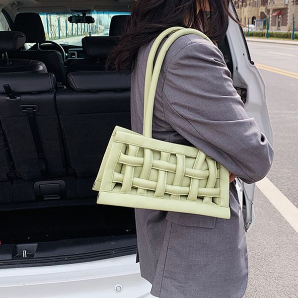 2020 fashion soft leather women crossbody bags luxury shoulder messenger bag ladies clutch small female purse and handbags sac
2020 fashion soft leather women crossbody bags luxury shoulder messenger bag ladies clutch small female purse and handbags sac