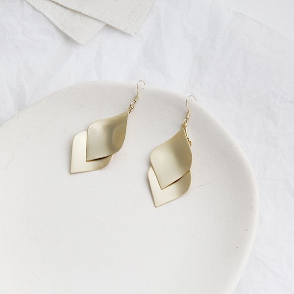 dangle & chandelier dominated contracted 2021 metal leaves modelling design drop earrings korean women classic style, Silver
dangle & chandelier dominated contracted 2021 metal leaves modelling design drop earrings korean women classic style, Silver