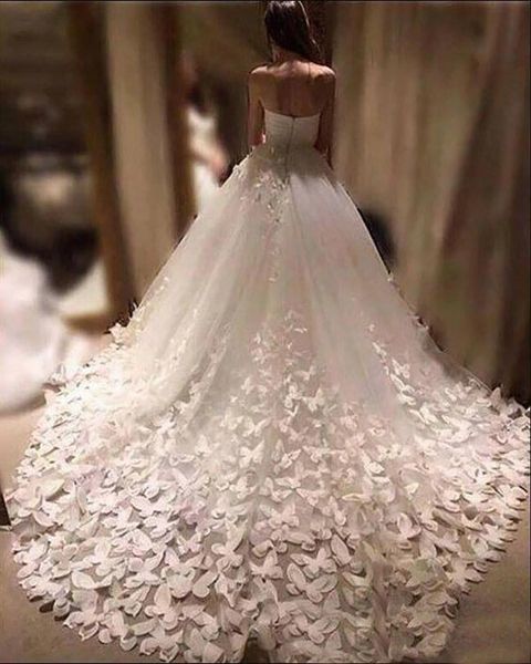new fashion wedding dresses court train 3d floral appliques butterfly bridal gowns tulle sweetheart custom made wed dress wed, Blue;red
new fashion wedding dresses court train 3d floral appliques butterfly bridal gowns tulle sweetheart custom made wed dress wed, Blue;red