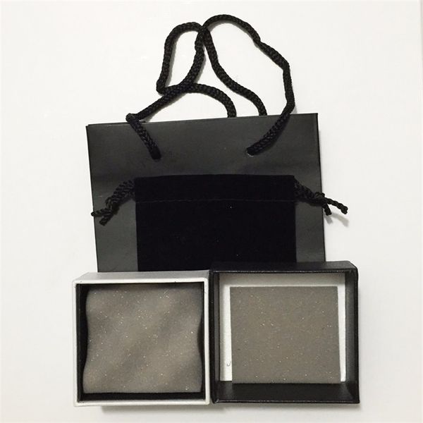 1sets/lot fashion brand jewelry package set for earrings necklace paper black hand bags gift box display, Pink;blue
1sets/lot fashion brand jewelry package set for earrings necklace paper black hand bags gift box display, Pink;blue
