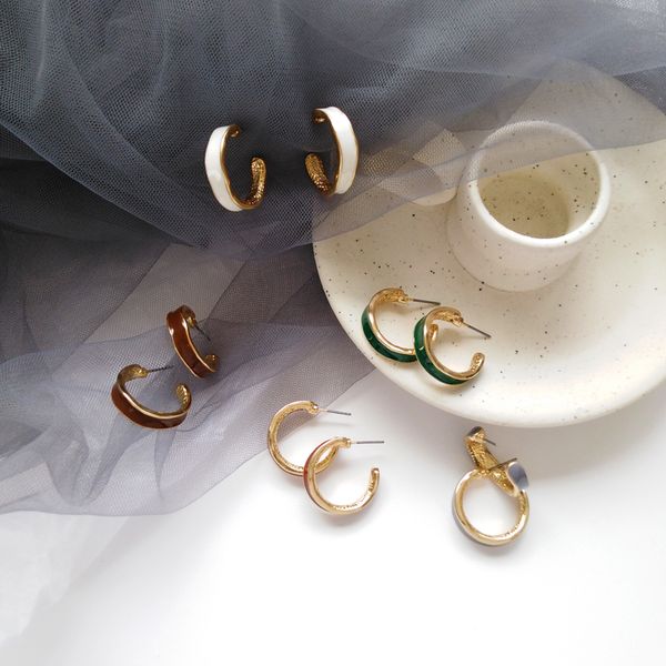 texture creative c word wind restoring ancient ways earrings earrings female lady charm personality aesthetic shape metal women, Golden;silver
texture creative c word wind restoring ancient ways earrings earrings female lady charm personality aesthetic shape metal women, Golden;silver