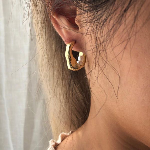 hoop & huggie lalynnly simulated pearl earrings for women fashion vintage gold color charm jewelry accessories girls party e8582, Golden;silver
hoop & huggie lalynnly simulated pearl earrings for women fashion vintage gold color charm jewelry accessories girls party e8582, Golden;silver