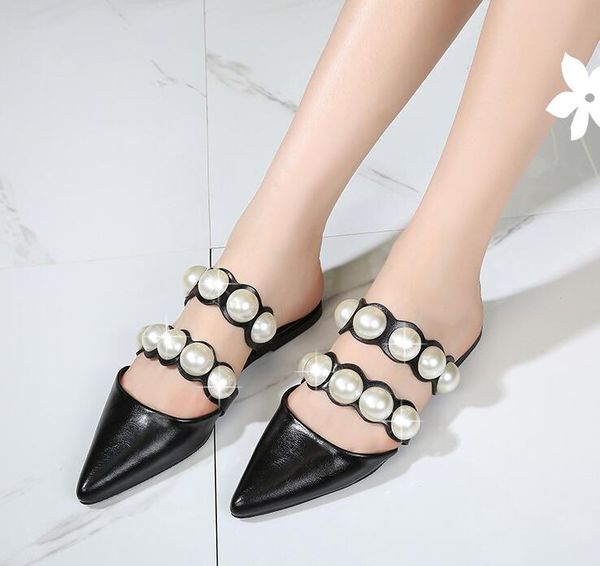 2020 women brand slippers low heel women casual slipper slip on mules slides pearl pointed toe single shoes sandals, Black
2020 women brand slippers low heel women casual slipper slip on mules slides pearl pointed toe single shoes sandals, Black