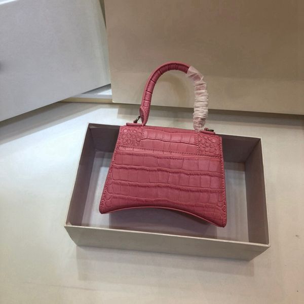 designer crossbody bag women tote bags fashion luxury flap bag hourglass handle bag designer shoulder handbags purse with b buckle
designer crossbody bag women tote bags fashion luxury flap bag hourglass handle bag designer shoulder handbags purse with b buckle